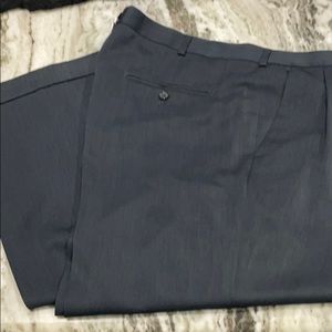Perry Ellis 38x32 dress pants